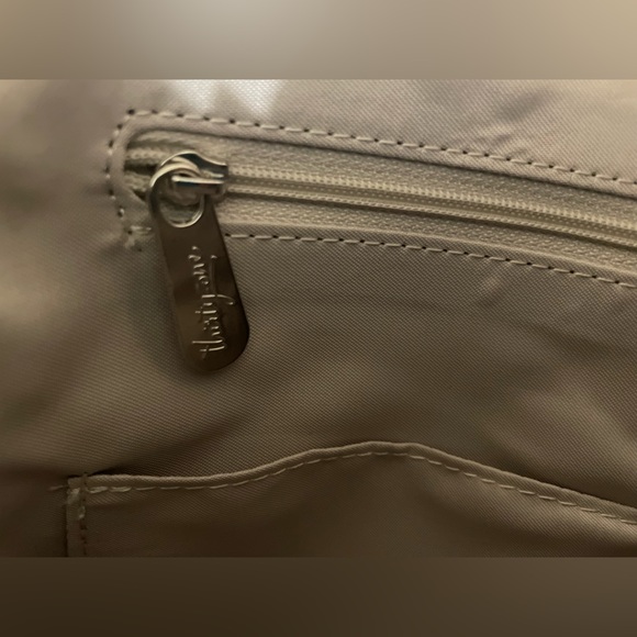 Thirty-One Purse - Picture 5 of 12